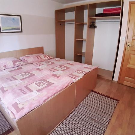יהורינה Apartmani Marija מראה חיצוני תמונה